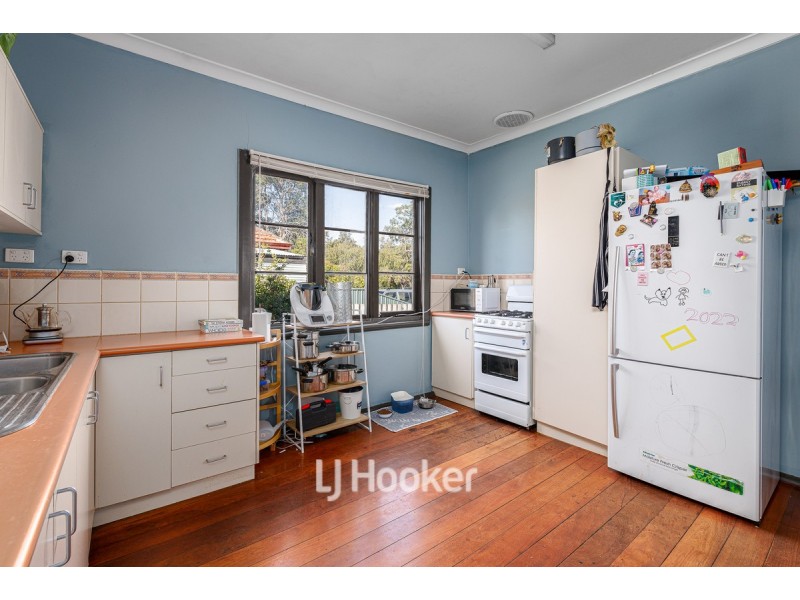 22 Nuytsia Avenue, Carey Park WA 6230