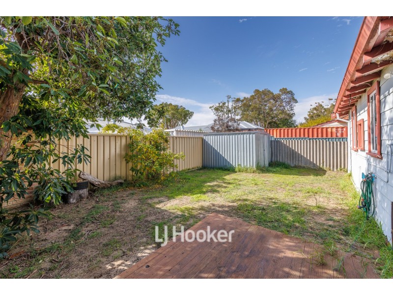 22 Nuytsia Avenue, Carey Park WA 6230