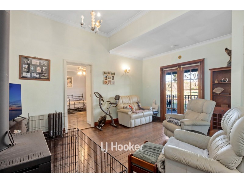 14 Davis Street, Collie WA 6225