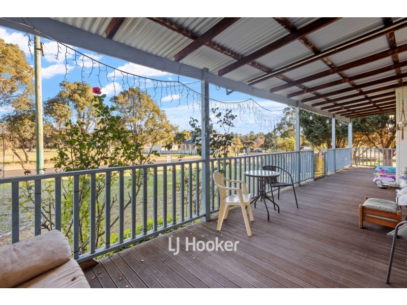 14 Davis Street, Collie WA 6225