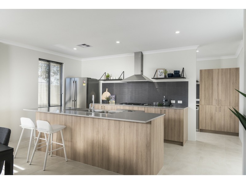 66 Gurnard Loop, Kealy WA 6280