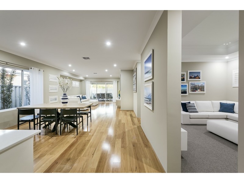 2 Bluff Road, Dalyellup WA 6230