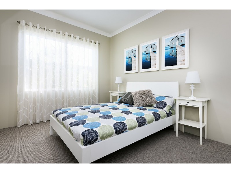 2 Bluff Road, Dalyellup WA 6230