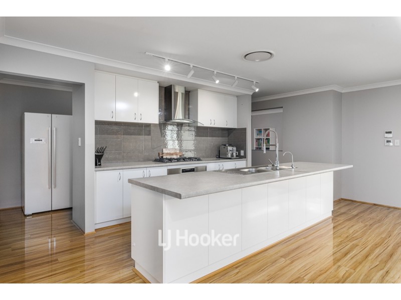 55 Tourmaline Ridge, Australind WA 6233