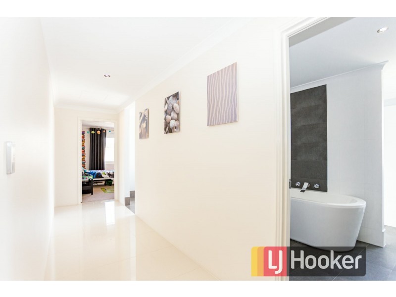 13 Eva Fairway, Dalyellup WA 6230