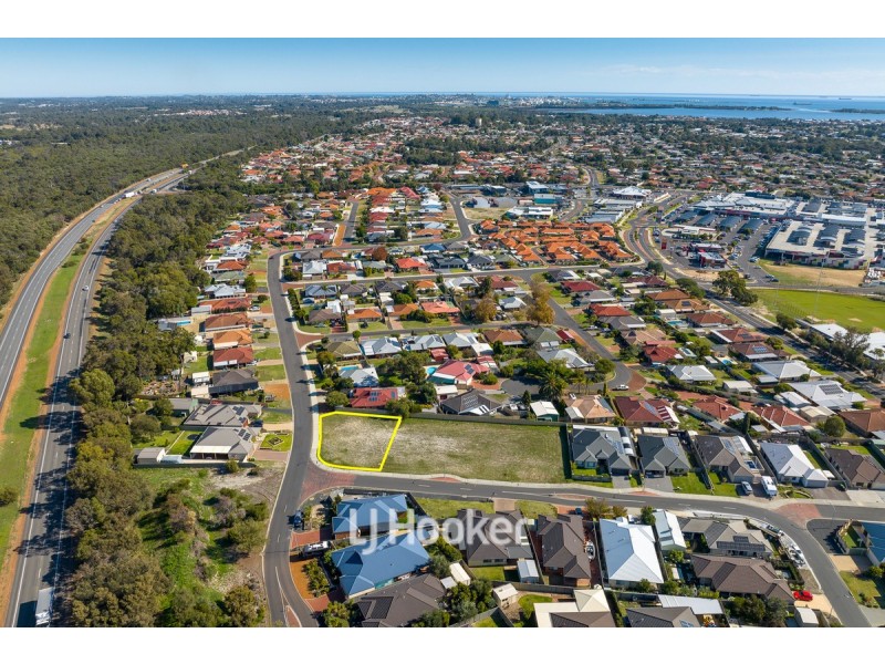 52 Blue Wren Drive, Eaton WA 6232