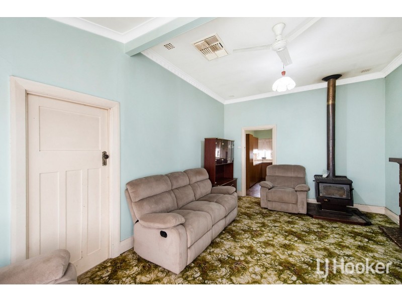 48 Roberts Street, Collie WA 6225