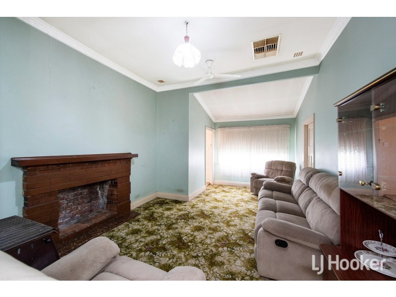 48 Roberts Street, Collie WA 6225