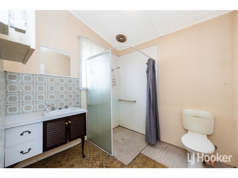 48 Roberts Street, Collie WA 6225