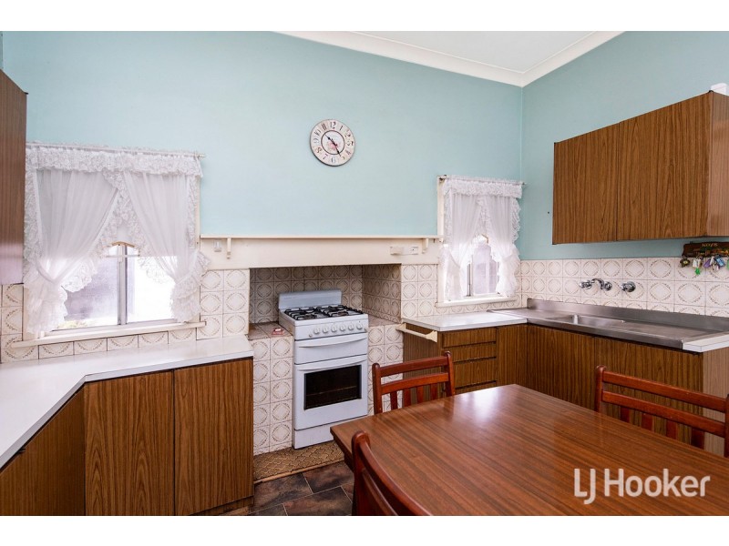 48 Roberts Street, Collie WA 6225