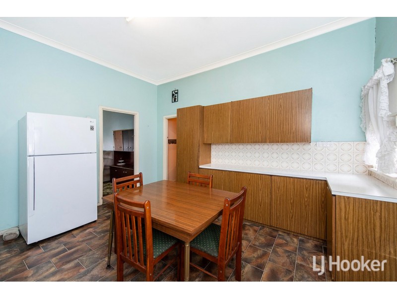48 Roberts Street, Collie WA 6225