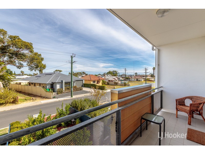 1/28 Strickland Street, Bunbury WA 6230