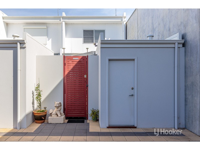 1/28 Strickland Street, Bunbury WA 6230