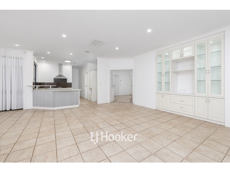 16 Lawson Road, Dalyellup WA 6230