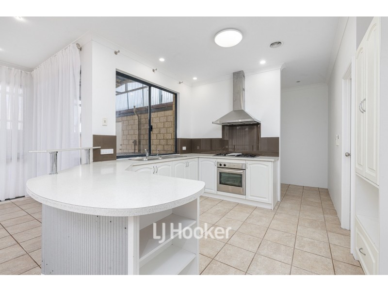 16 Lawson Road, Dalyellup WA 6230