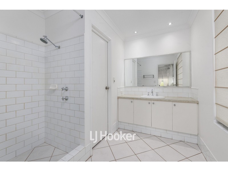 16 Lawson Road, Dalyellup WA 6230