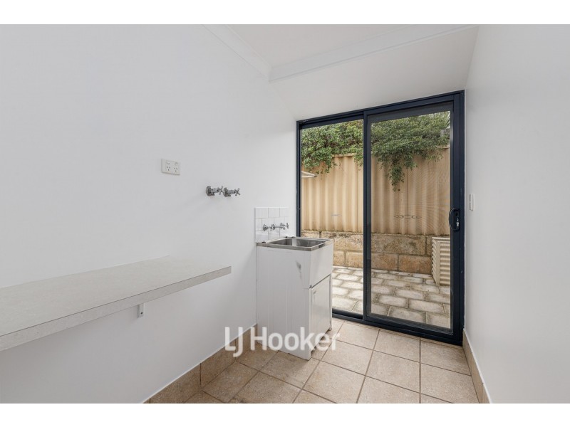 16 Lawson Road, Dalyellup WA 6230