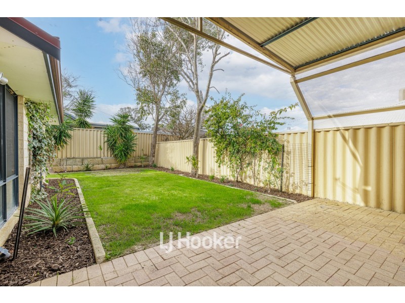 16 Lawson Road, Dalyellup WA 6230