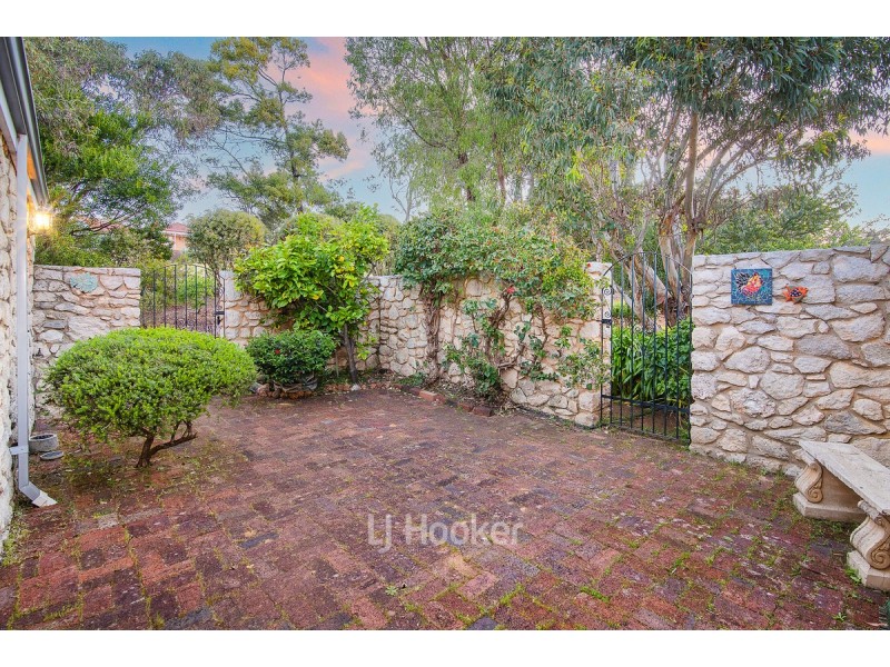 109 Summerville Crescent, Yallingup Siding WA 6282