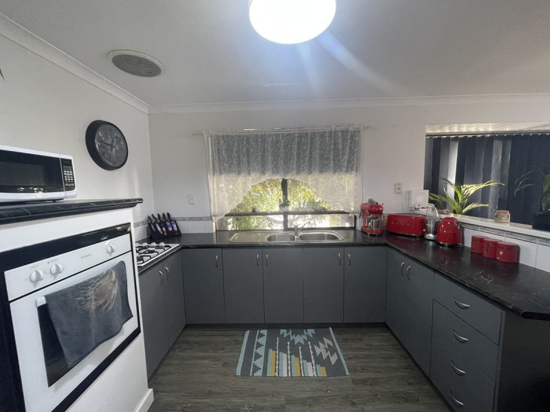 89 Macquarie Drive, Australind WA 6233