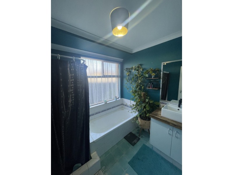 89 Macquarie Drive, Australind WA 6233