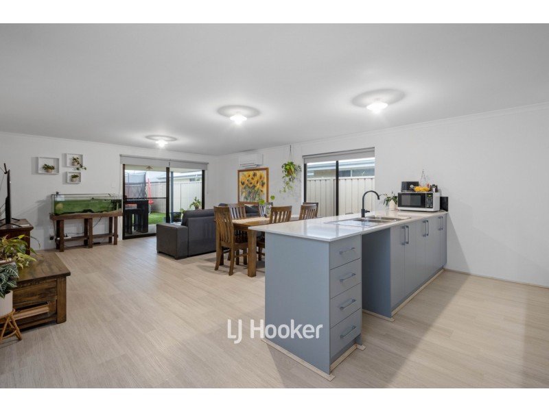 11 Dresden Road, Dalyellup WA 6230