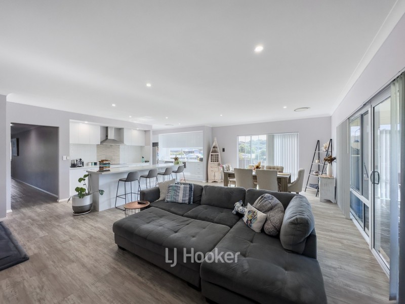 8 Georgia Street, Binningup WA 6233