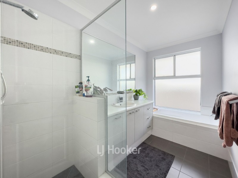 8 Georgia Street, Binningup WA 6233