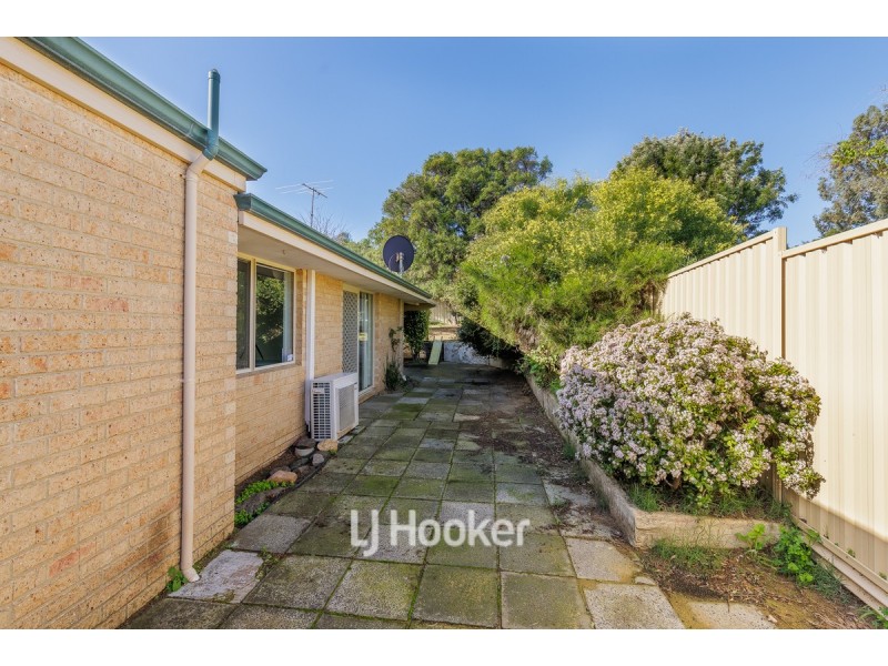 35 Nalbarra Drive, Usher WA 6230