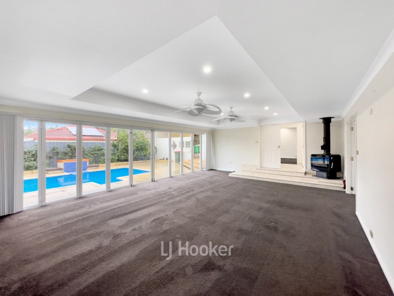 5 Christchurch Place, College Grove WA 6230