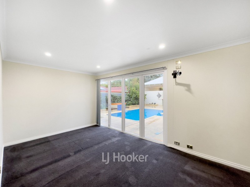 5 Christchurch Place, College Grove WA 6230