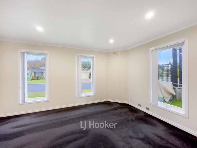 5 Christchurch Place, College Grove WA 6230