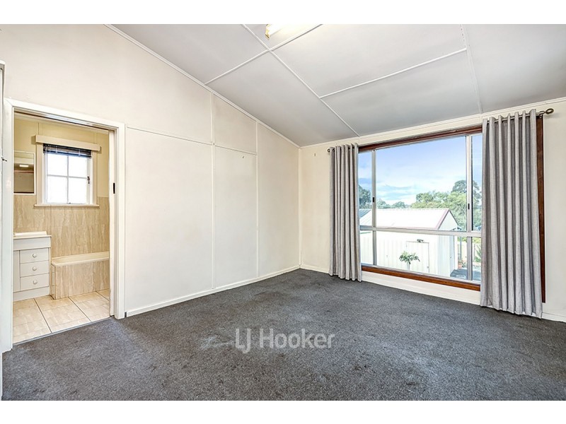 14 Bucktin Street, Collie WA 6225