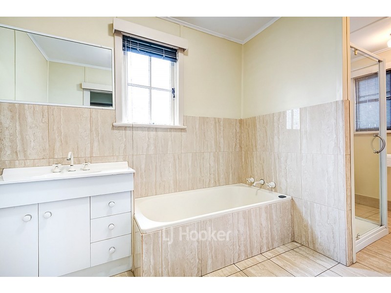 14 Bucktin Street, Collie WA 6225