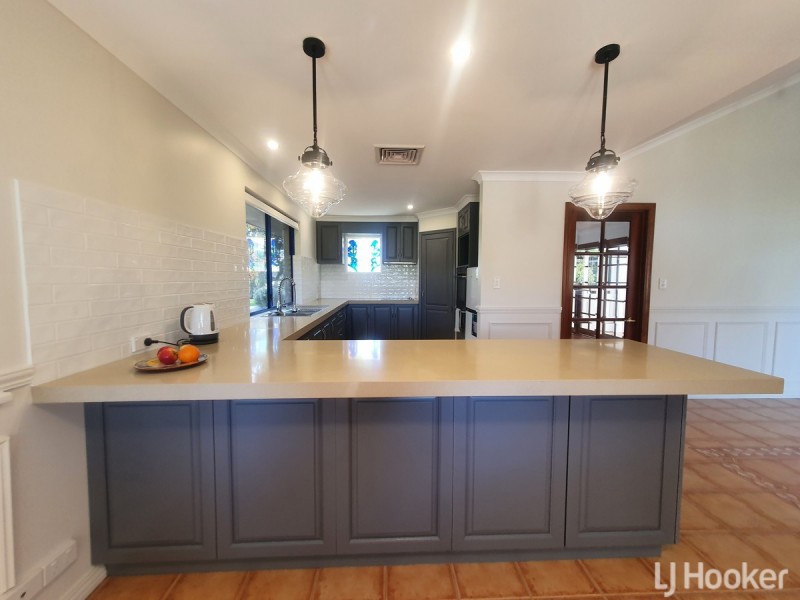 55 Turnberry Way, Pelican Point WA 6230