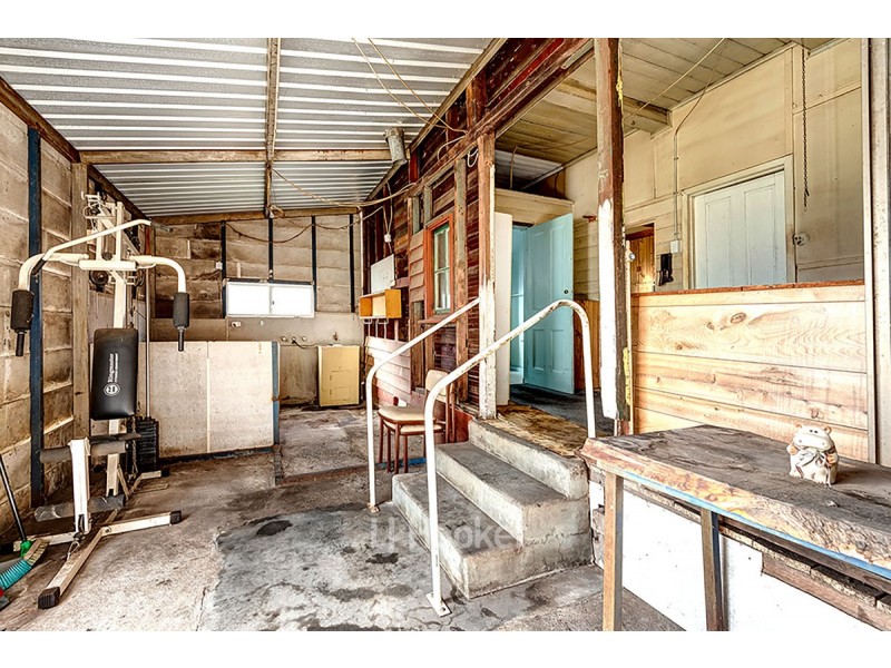 22 Wittenoom Street, Collie WA 6225