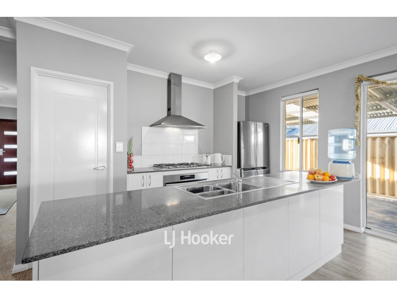 14 Unicup Way, Dalyellup WA 6230