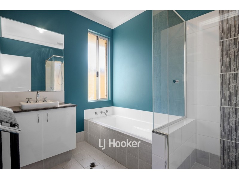 14 Unicup Way, Dalyellup WA 6230