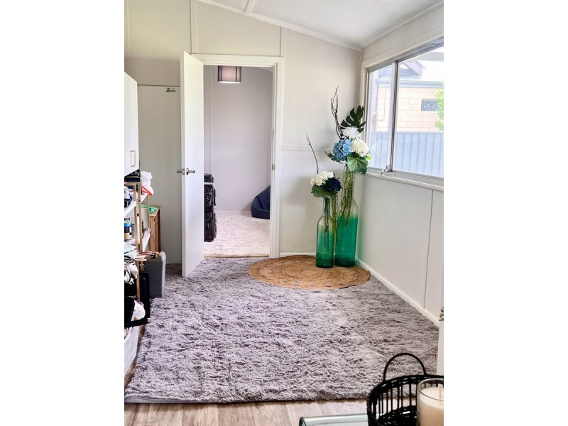 99 King Road, East Bunbury WA 6230