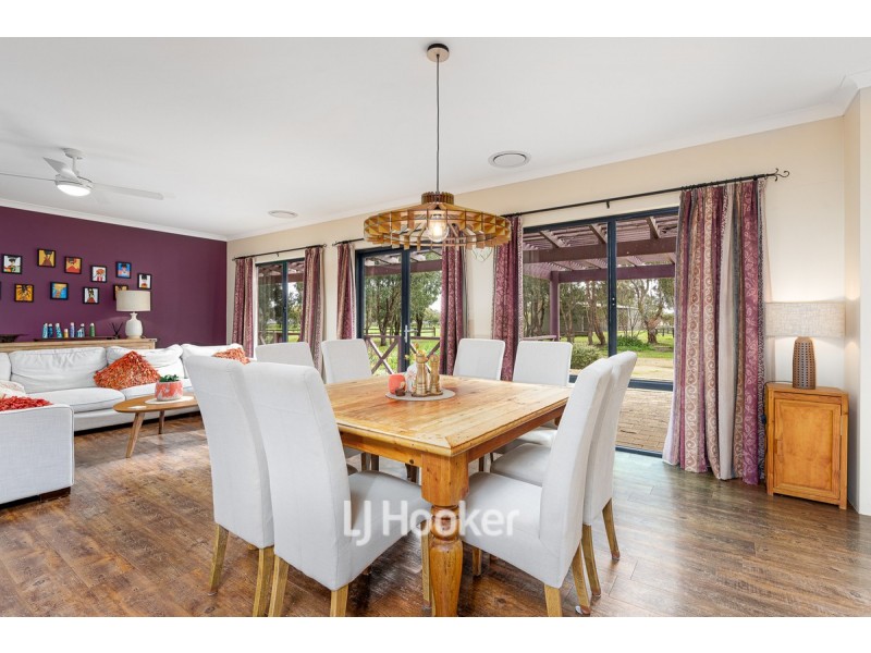 159 Sixth Street, Harvey WA 6220