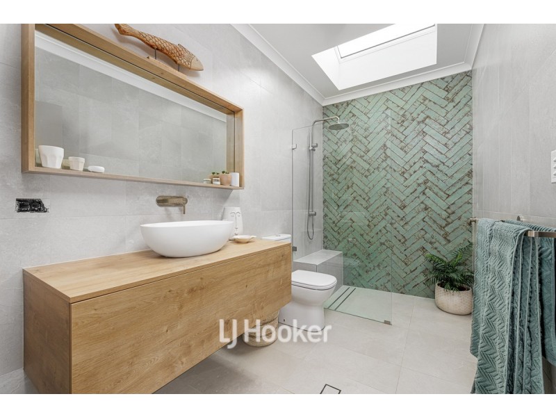 159 Sixth Street, Harvey WA 6220