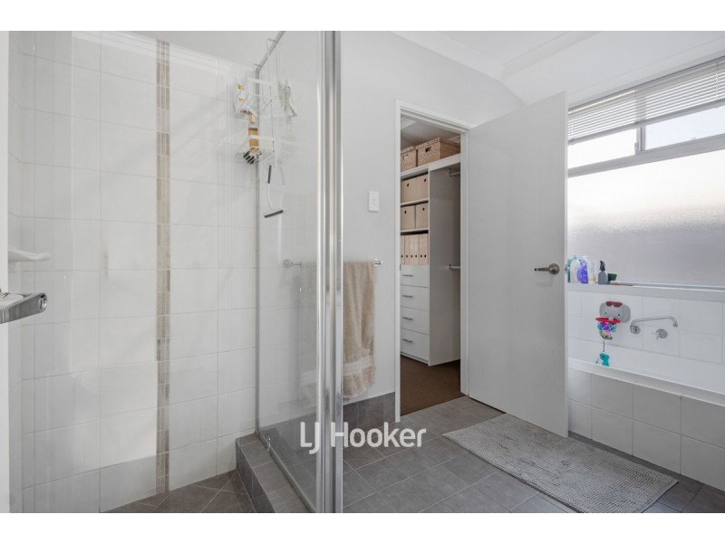 16 Tiffany Centre, Dalyellup WA 6230