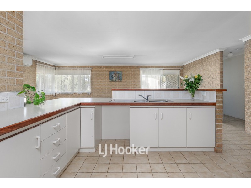 2 Whitely Place, Australind WA 6233