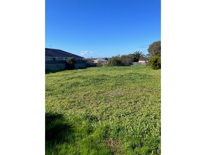 50 Bucktin Street, Collie WA 6225