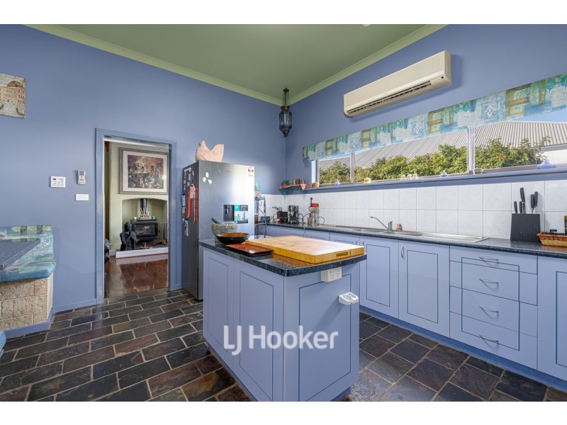 19 Ednie Street, Bunbury WA 6230