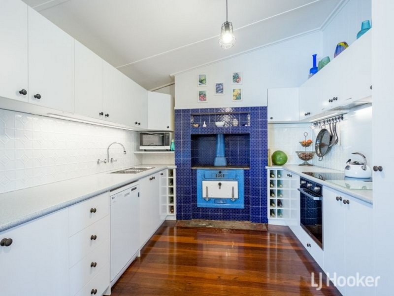 10 Third Street, Harvey WA 6220