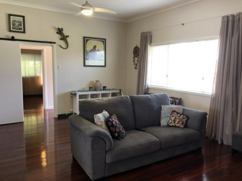 10 Third Street, Harvey WA 6220