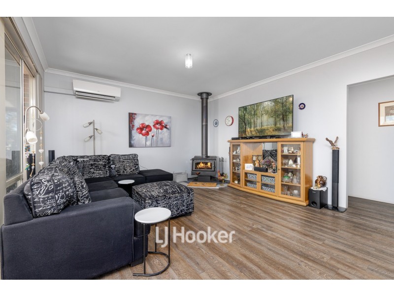 15 Wellington Boulevard, Collie WA 6225