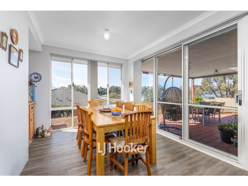 15 Wellington Boulevard, Collie WA 6225