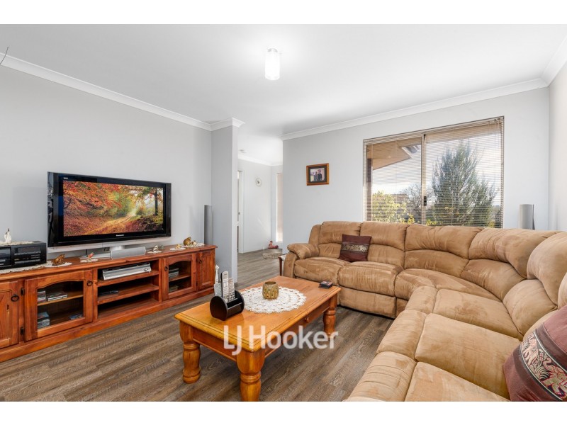 15 Wellington Boulevard, Collie WA 6225